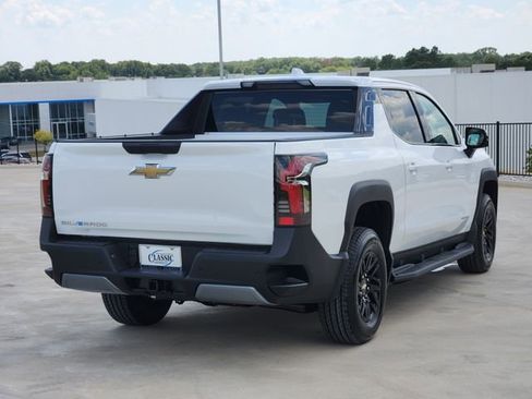New 2026 Chevrolet Silverado EV LT image 5