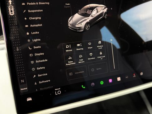 Used 2022 Tesla Model S Plaid AWD/4WD image 54