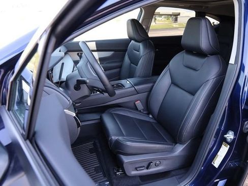 Certified 2025 Nissan Murano SL AWD/4WD image 10