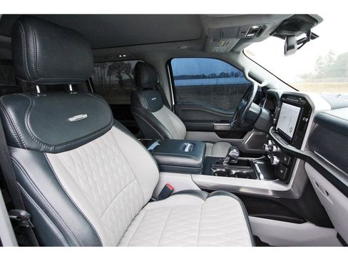 Used 2023 Ford F150 Limited image 26