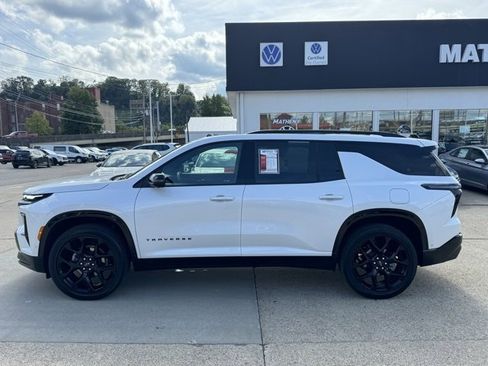 Certified 2024 Chevrolet Traverse RS w/ LPO, Floor Liner Package image 2