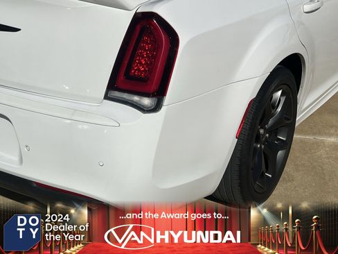 Used 2023 Chrysler 300 S w/ Comfort Group image 13