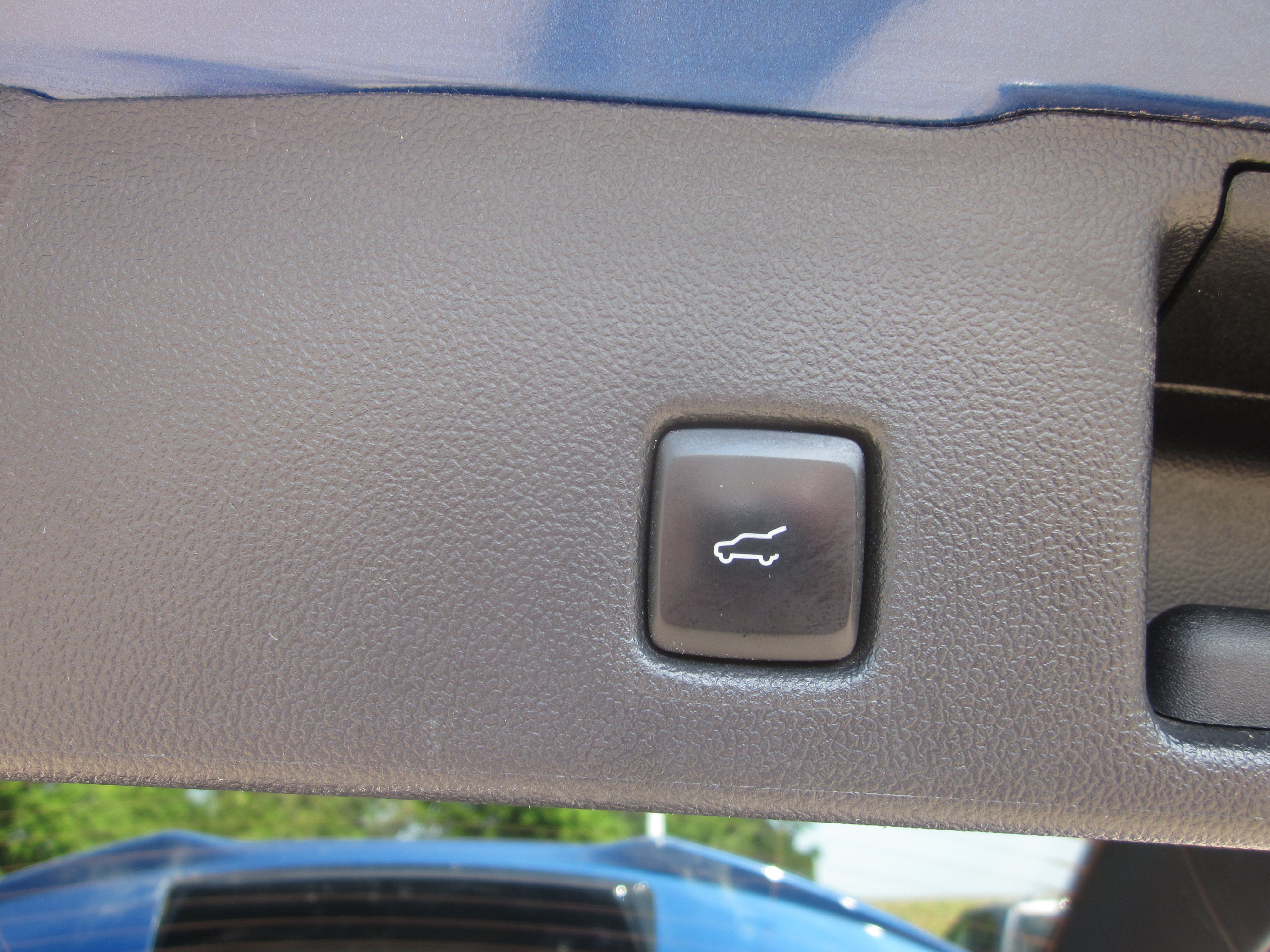 Used 2023 Ford Escape ST-Line Select AWD/4WD image 10