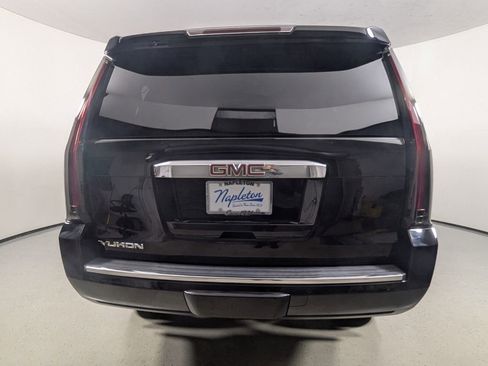 Used 2017 GMC Yukon Denali w/ Open Road Package AWD/4WD image 7