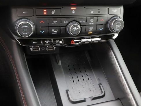 New 2026 Dodge Durango GT w/ Blacktop Package image 32