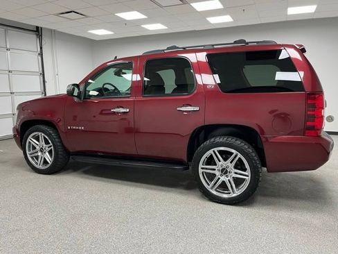 Used 2008 Chevrolet Tahoe LTZ w/ LTZ Preferred Equipment Group AWD/4WD image 7