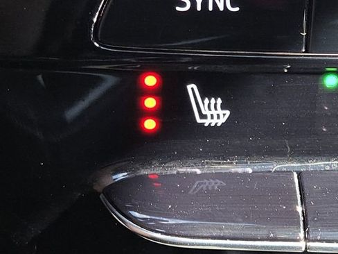 Certified 2024 Buick Encore GX Avenir w/ Avenir Technology Package image 7