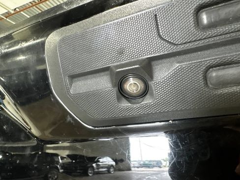 Used 2019 GMC Sierra 1500 AT4 w/ AT4 Premium Package AWD/4WD image 25