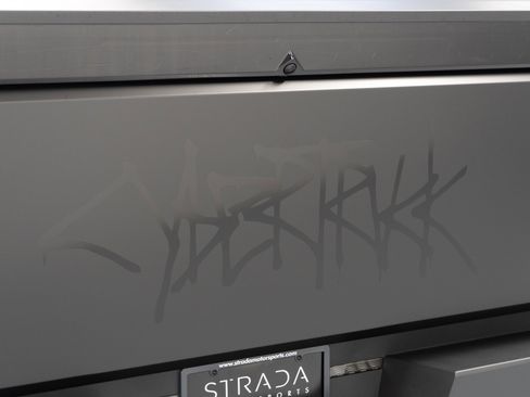 Used 2024 Tesla Cybertruck AWD Crew Cab image 37