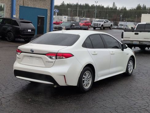 Used 2021 Toyota Corolla LE image 5
