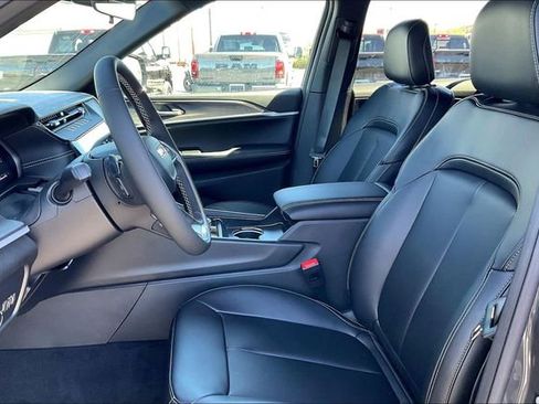 New 2026 Jeep Grand Cherokee Limited AWD/4WD image 9