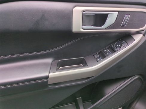 Used 2023 Ford Explorer XLT w/ Equipment Group 202A image 18