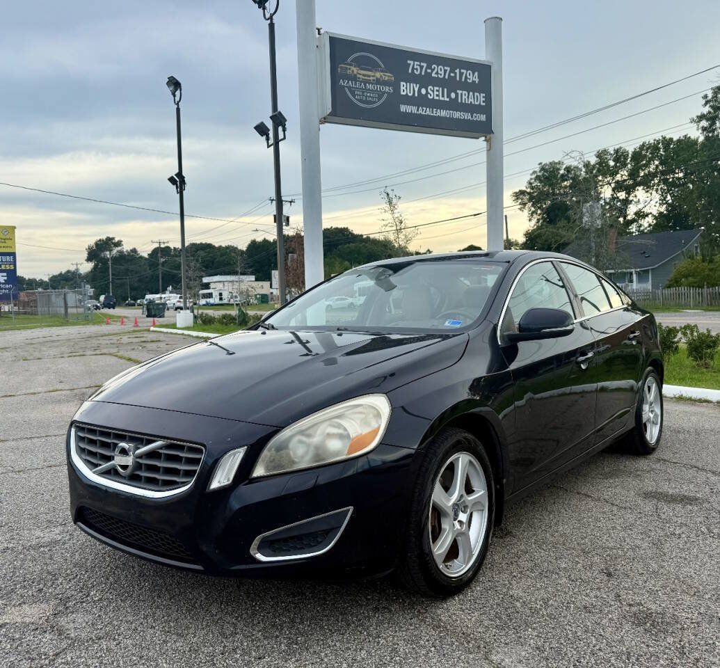 Used 2012 Volvo S60 T5 FWD image 1