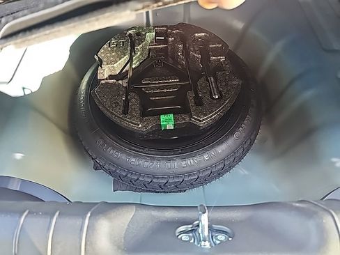 New 2026 Hyundai Elantra SE image 32