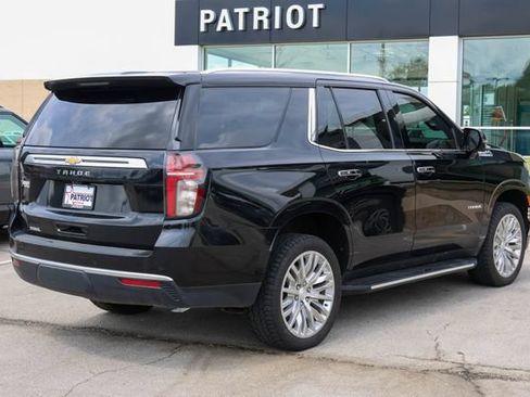 Used 2024 Chevrolet Tahoe High Country AWD/4WD image 3