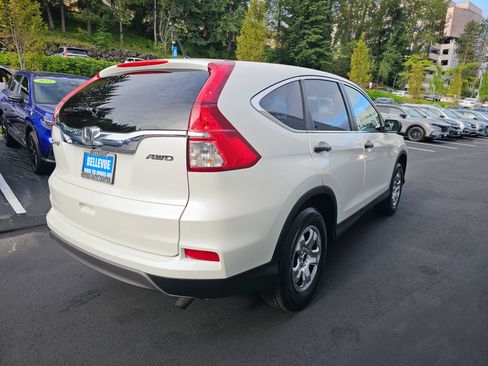 Used 2015 Honda CR-V LX image 7