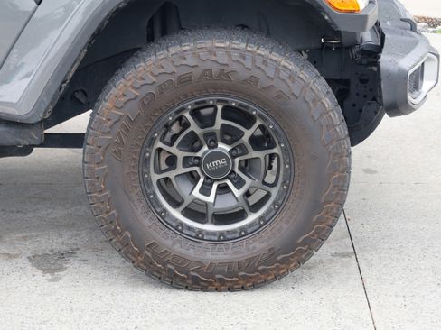 Used 2021 Jeep Gladiator Overland w/ Popular Equipment Package AWD/4WD image 8