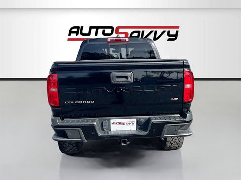 Used 2021 Chevrolet Colorado Z71 w/ Z71 Midnight Edition image 6