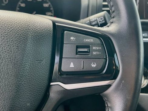 Used 2025 Honda Odyssey Touring image 18