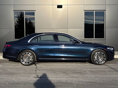 Certified 2023 Mercedes-Benz S 500 4MATIC image 7