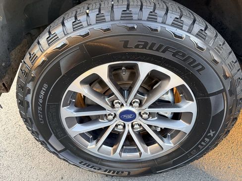 Used 2019 Ford F150 XLT w/ Equipment Group 302A Luxury image 15