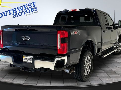 Used 2025 Ford F250 Lariat AWD/4WD image 7
