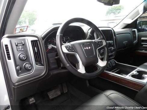 Used 2018 GMC Sierra 1500 SLT w/ SLT Premium Package AWD/4WD image 12