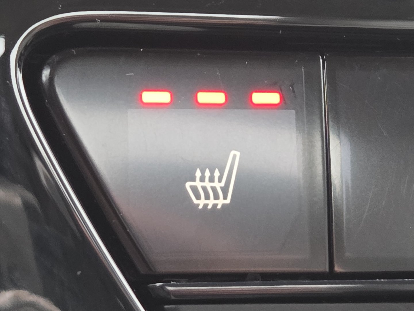 Used 2024 Honda Accord EX-L image 6