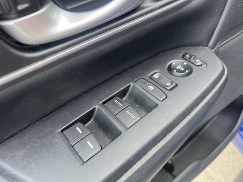 Used 2020 Honda CR-V Touring image 15