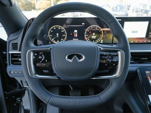 New 2026 INFINITI QX80 4WD image 9