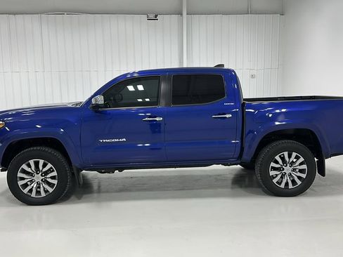 Used 2023 Toyota Tacoma Limited image 2