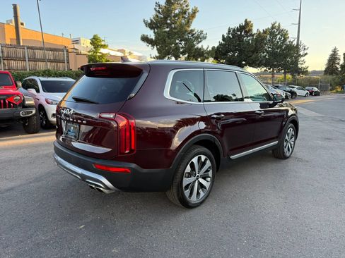 Used 2022 Kia Telluride S AWD/4WD image 8