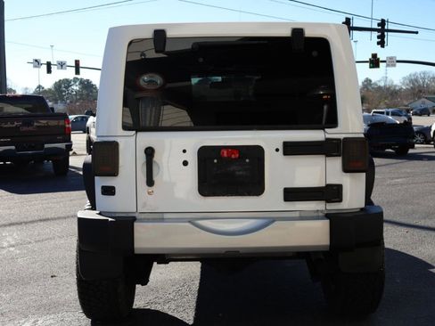 Used 2013 Jeep Wrangler Unlimited Sahara w/ Dual Top Group image 4