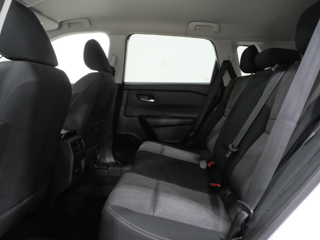 Used 2024 Nissan Rogue SV AWD/4WD image 24