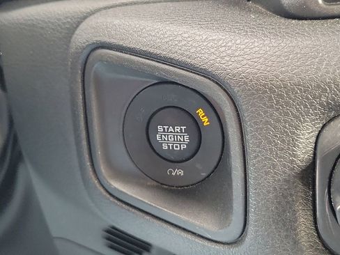 Used 2024 Jeep Wrangler Sport S image 32