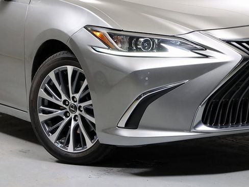 Used 2020 Lexus ES 350 w/ Premium Package image 3