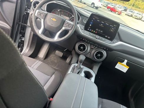 New 2026 Chevrolet Blazer LT image 21