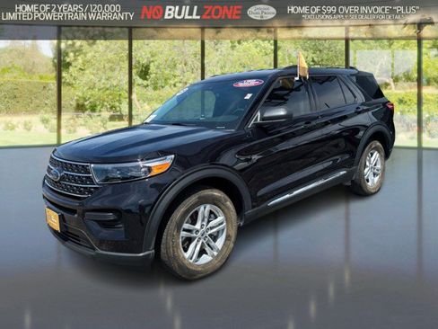 Certified 2023 Ford Explorer XLT AWD/4WD image 1
