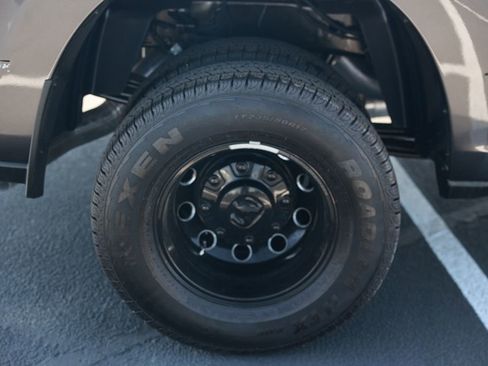 New 2026 RAM 3500 Laramie AWD/4WD image 9