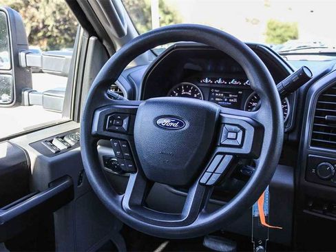 Used 2022 Ford F250 XL w/ Power Equipment Group image 15