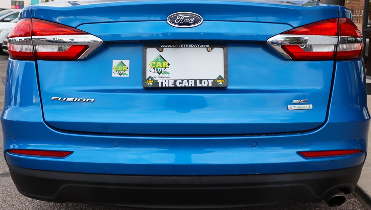 Used 2019 Ford Fusion SE FWD image 21