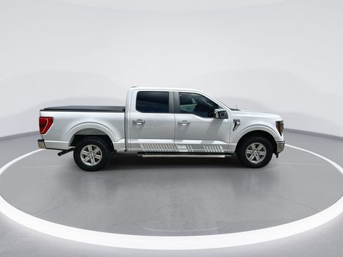 Used 2023 Ford F150 XLT RWD image 9