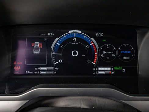 Used 2025 Toyota Tundra Platinum image 21