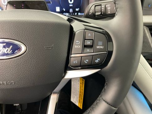 New 2026 Ford Explorer Platinum w/ LUX Leather Package AWD/4WD image 27