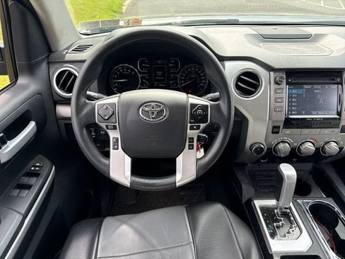 Used 2018 Toyota Tundra SR5 w/ TRD Off Road Package AWD/4WD image 19
