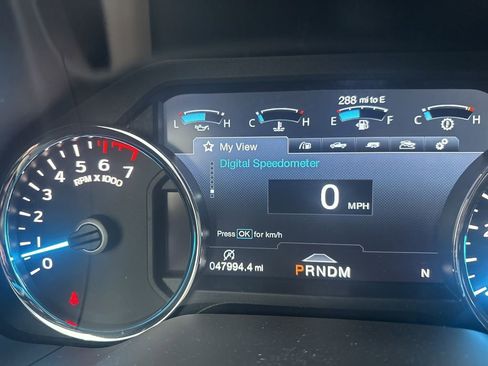 Used 2019 Ford F150 Platinum w/ Equipment Group 701A Luxury image 26