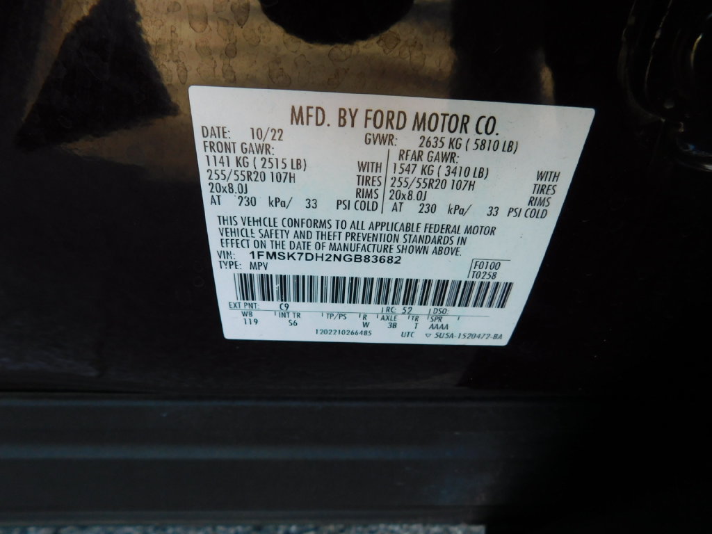 Used 2022 Ford Explorer XLT w/ Equipment Group 202A RWD image 8