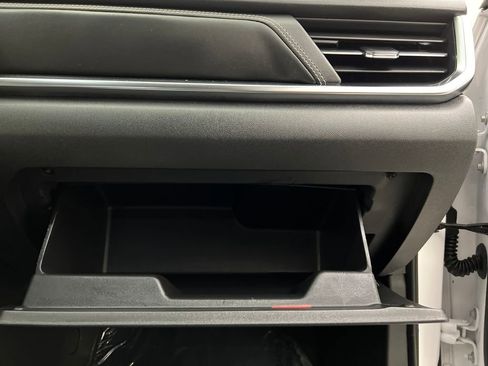 Used 2025 GMC Terrain Elevation image 27