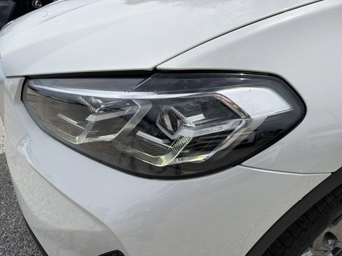 Used 2023 BMW X4 xDrive30i w/ Convenience Package AWD/4WD image 9