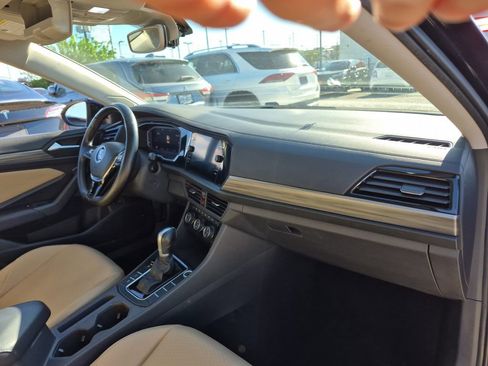 Used 2019 Volkswagen Jetta SEL FWD image 22